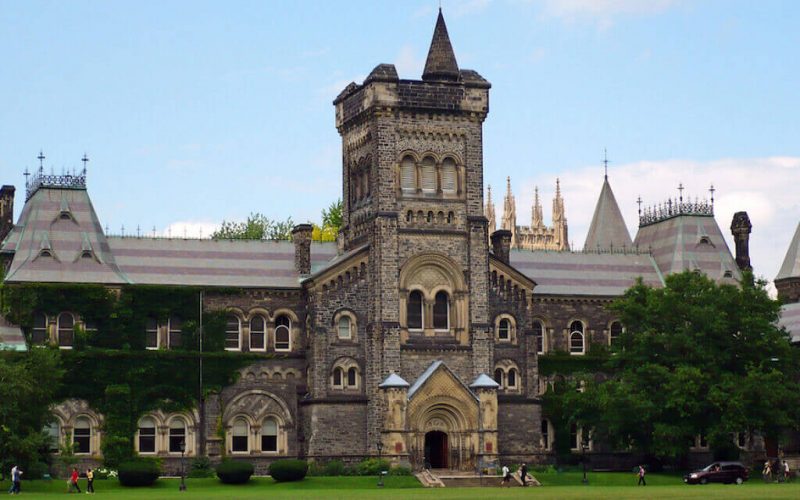 دانشگاه تورنتو - Toronto university