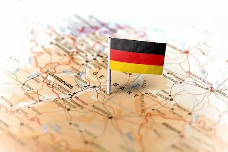 تصویری از مهاجرت به آلمان - a picture of immigration to Germany