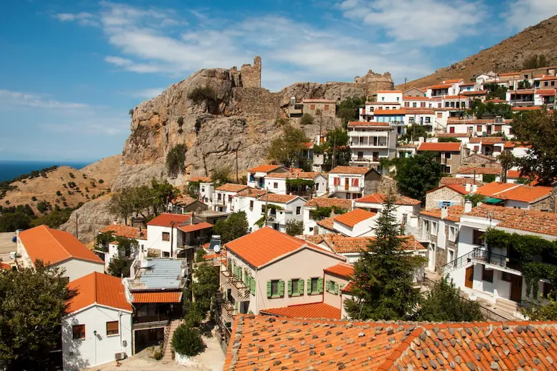 تصویری از خرید ملک در یونان - a picture of Property purchase in Greece