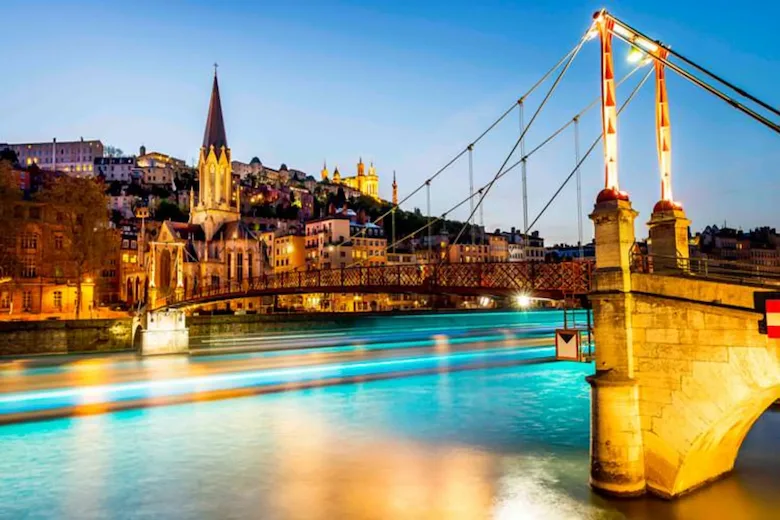 تصویری از شهر لیون - a picture of Lyon